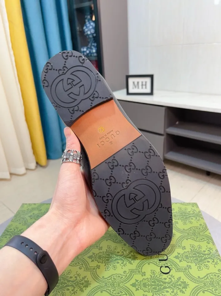 Men's shoes 💰500🌹🌹Niuli [GUCCI Gucci] A new style of formal men's leather shoes is coming~ The original quality upper is made of patent leather imported from Italy, the leather is soft and delicate, comfortable and soft first-layer cowhide lining, rubber wear-resistant outsole, the shoe shape is dignified and domineering, and the luxury charm cannot be concealed! The natural and free nouveau riche leads the trend. Code number: 38-44